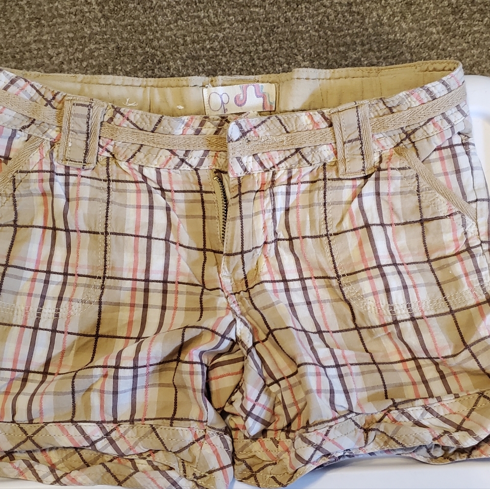 OP shorts size 8 pink tan brown white stripes